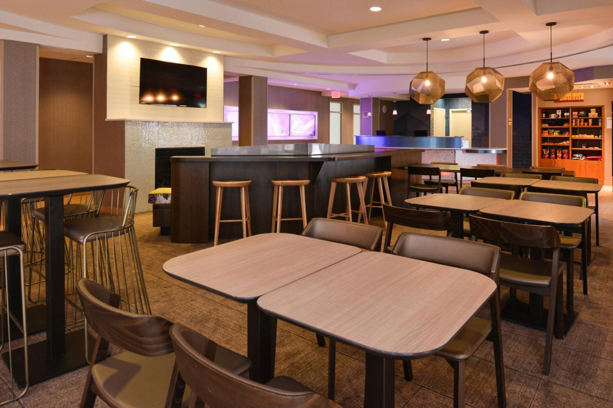 Springhill Suites By Marriott Detroit Metro Airport Romulus Exterior foto